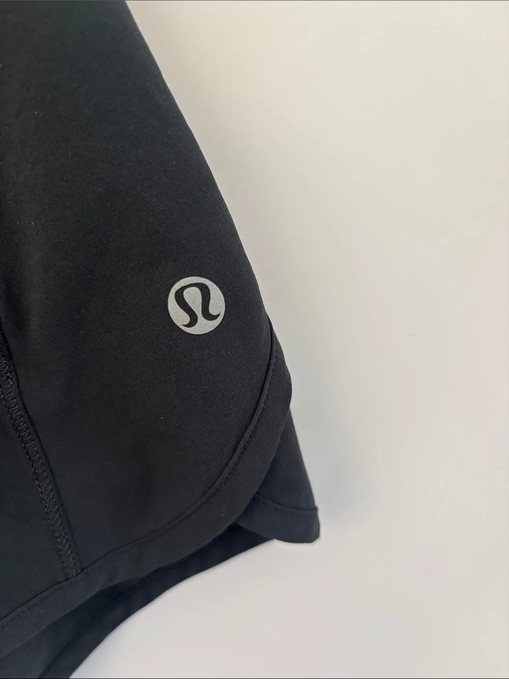 Lululemon Speed Up Lined Running Shorts Black Pink Performance Beach Women’s 4‎